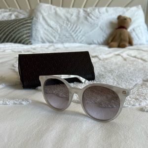 Gorgeous Gucci Sunglasses 😎
